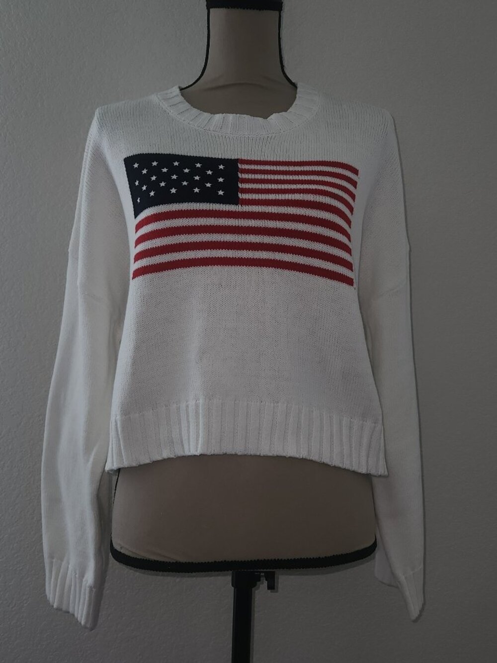 Moon & Madison American Flag Sweater ❤️🤍💙Women's NWT Small